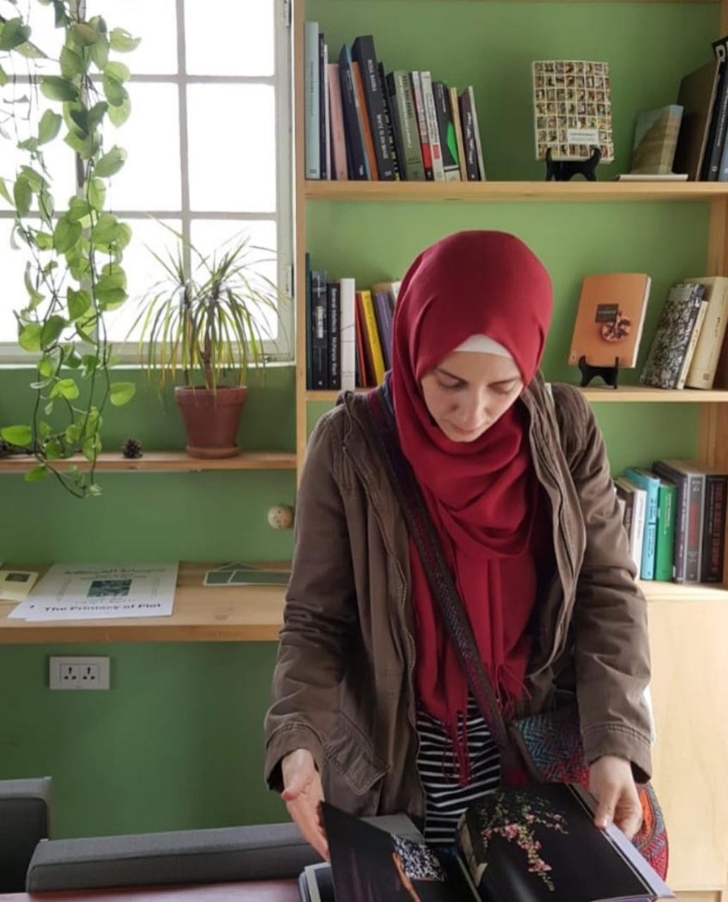 الحنين للرسائل الورقيّة.. روان بيبرس في مهمة خاصة
